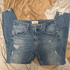 Pull&Bear Men’s Light Blue Ripped Boyfriend Jeans